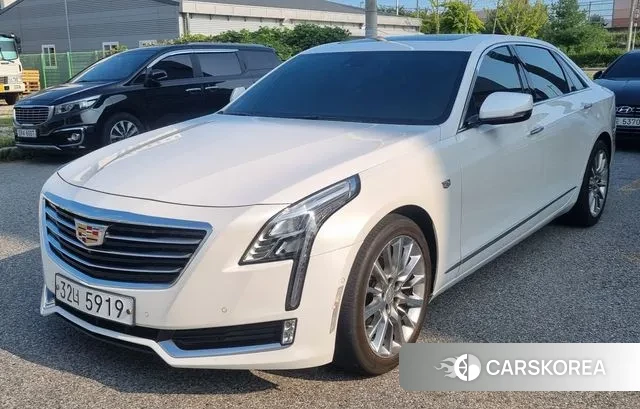 Cadillac CT6 2018 Жемчужный цвет из Кореи