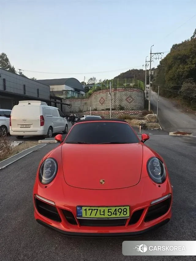 Porsche 911 2019 Красный из Кореи