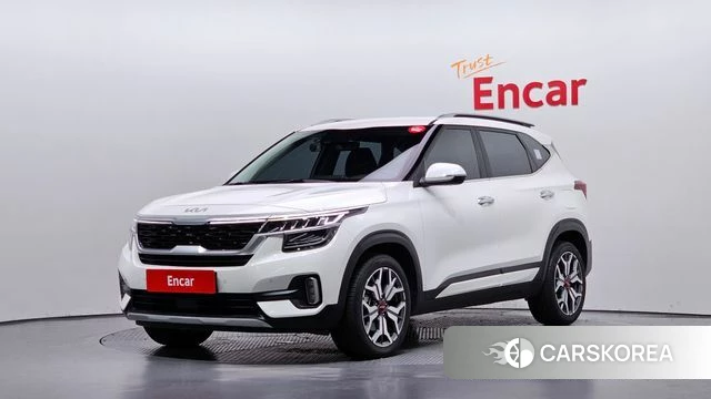 Kia Seltos 2022 Белый из Кореи