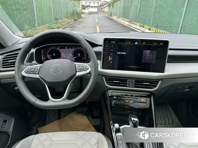 Volkswagen Tanyue 2024 Темно-серый из Китая