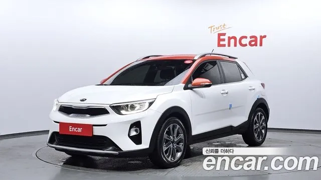 Kia Stonic 2018 Белый из Кореи