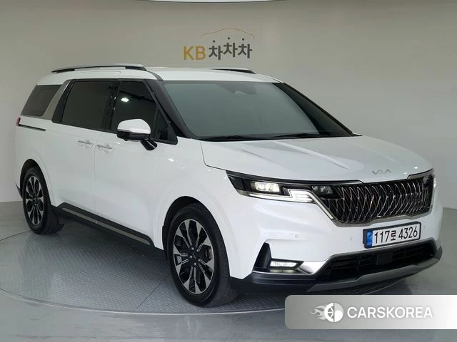 Kia Carnival 4th generation 2022 Белый из Кореи