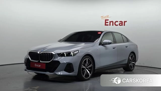 BMW 5 Series (G60) 2024 Серый из Кореи