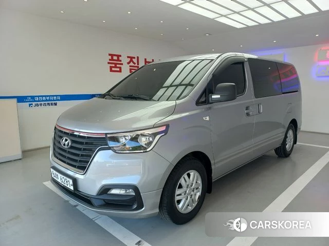 Hyundai The New Grand Starex 2020 Серый из Кореи