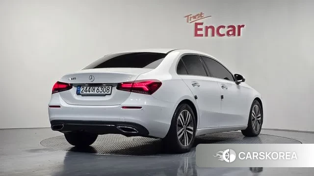 Mercedes-Benz A-Class W177 2021 Белый из Кореи