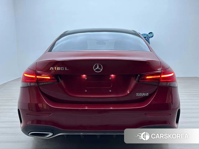 Mercedes-Benz Class A 2022 Красный из Китая