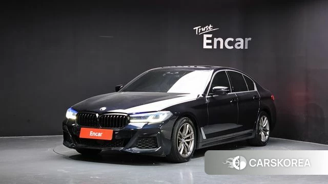 BMW 5 Series (G30) 2019 Черный из Кореи