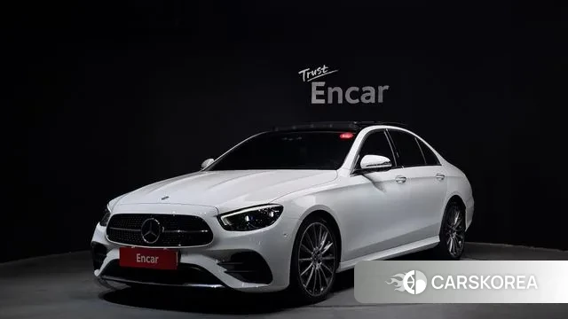 Mercedes-Benz E-Class W213 2022 Белый из Кореи