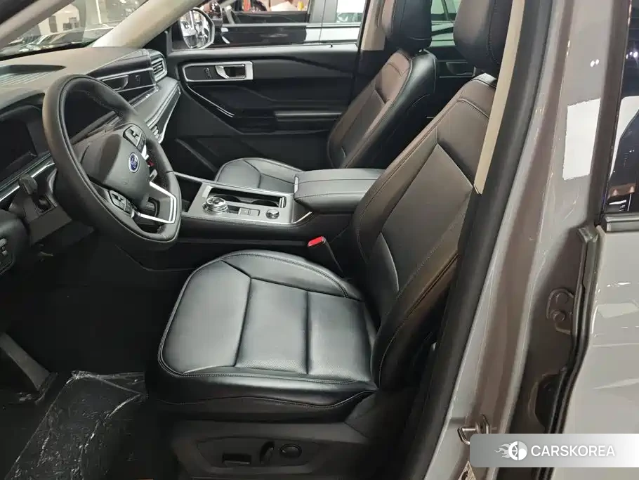 Ford Explorer 2026 Silver/gray из Китая