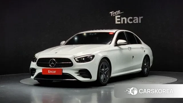 Mercedes-Benz E-Class W213 2022 Белый из Кореи