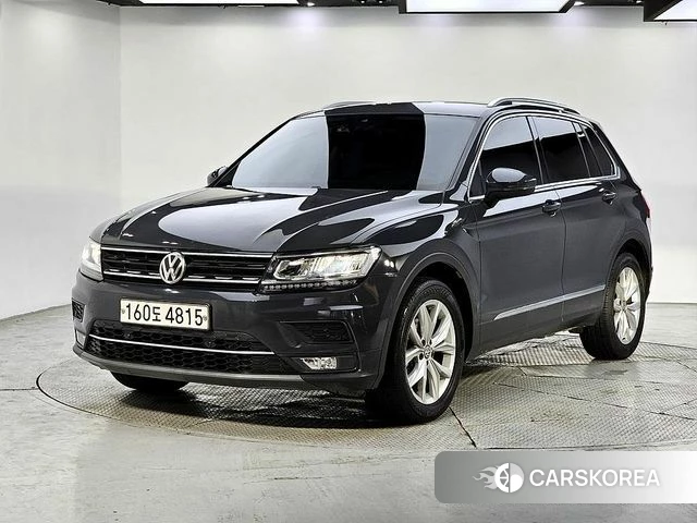Volkswagen Tiguan second Generation 2019 Серый из Кореи