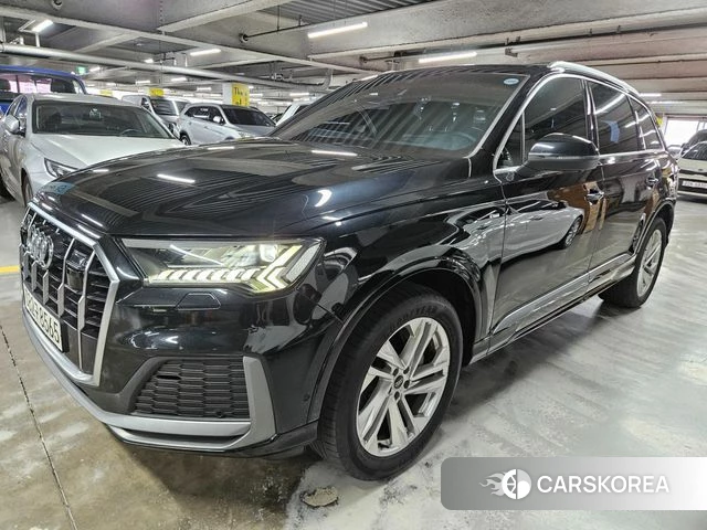Audi Q7 (4M) 2022 Черный из Кореи