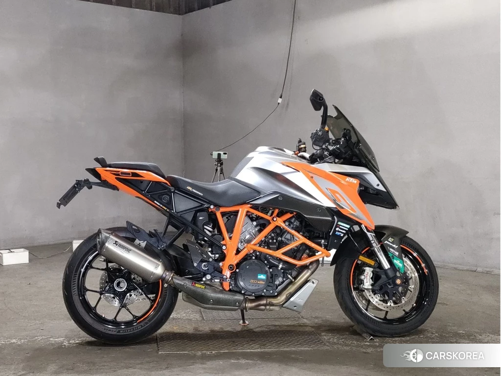 Проданный KTM 1290 SUPER DUKE GT 2016 из Японии, фото 2