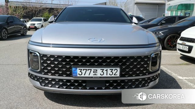 Hyundai Grandeur (GN7) 2023 Серебристо-серый из Кореи