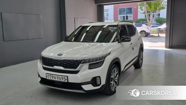 Kia Seltos 2020 Белый из Кореи