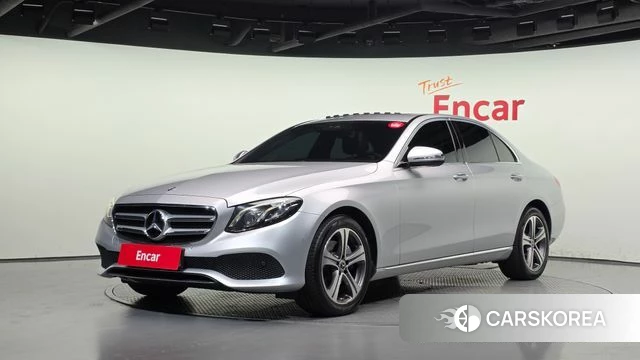 Mercedes-Benz E-Class W213 2019 Серебряный из Кореи