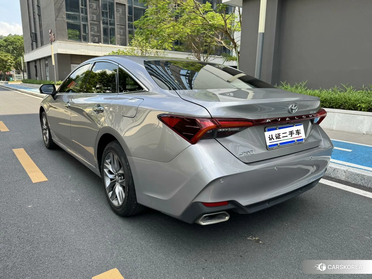 Toyota Asian dragon 2019 Серебристо-серый из Китая