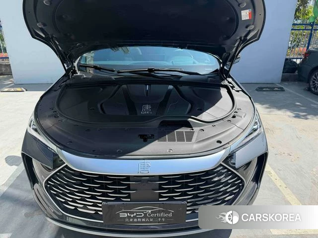 BYD Tang DM 2025 Темно-серый из Китая