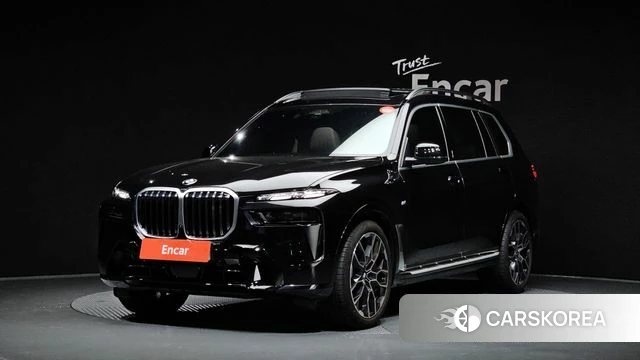 BMW X7 (G07) 2025 Черный из Кореи