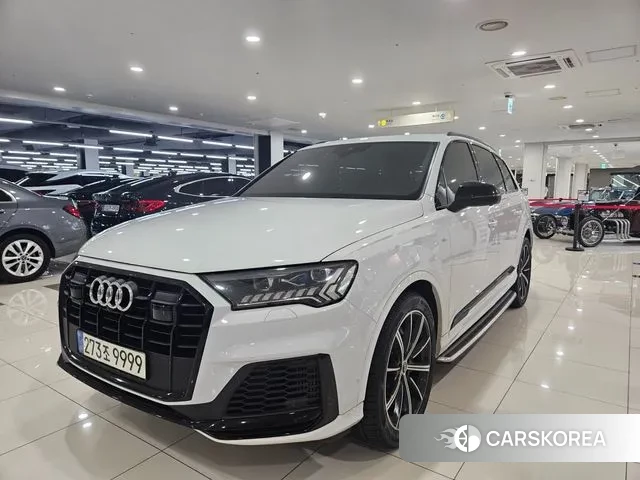 Audi Q7 (4M) 2021 Белый из Кореи