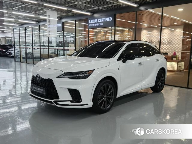 Lexus RX500h 5th generation 2024 Белый из Кореи