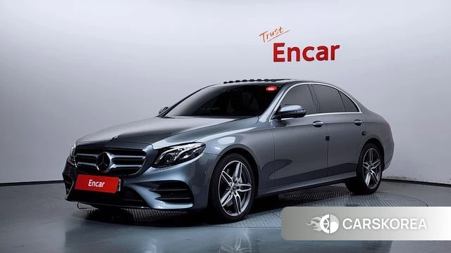 Mercedes-Benz E-Class W213 2020 Серый из Кореи