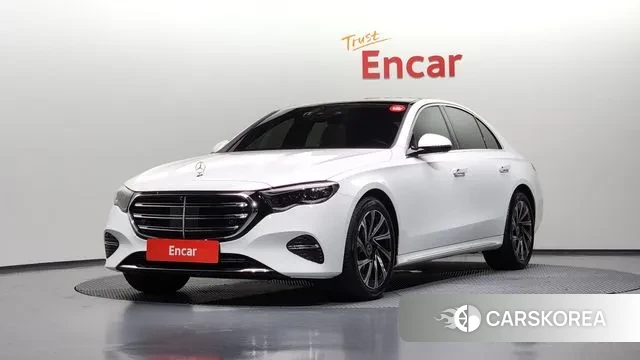 Mercedes-Benz E-Class W214 2024 Белый из Кореи