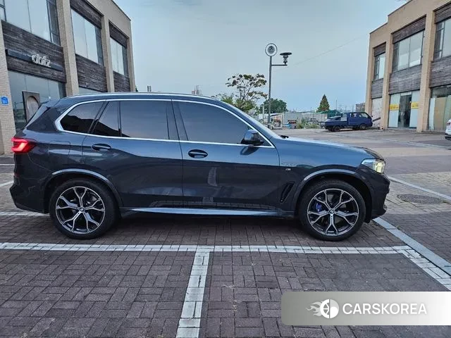BMW X5 (G05) 2022 Серый из Кореи
