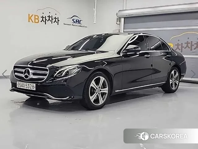 Mercedes-Benz E-Class W213 2019 Черный из Кореи