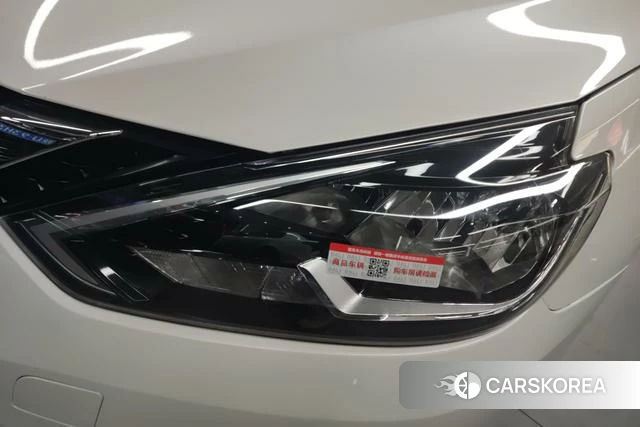 Nissan Xuan Yi 2021 Белый из Китая