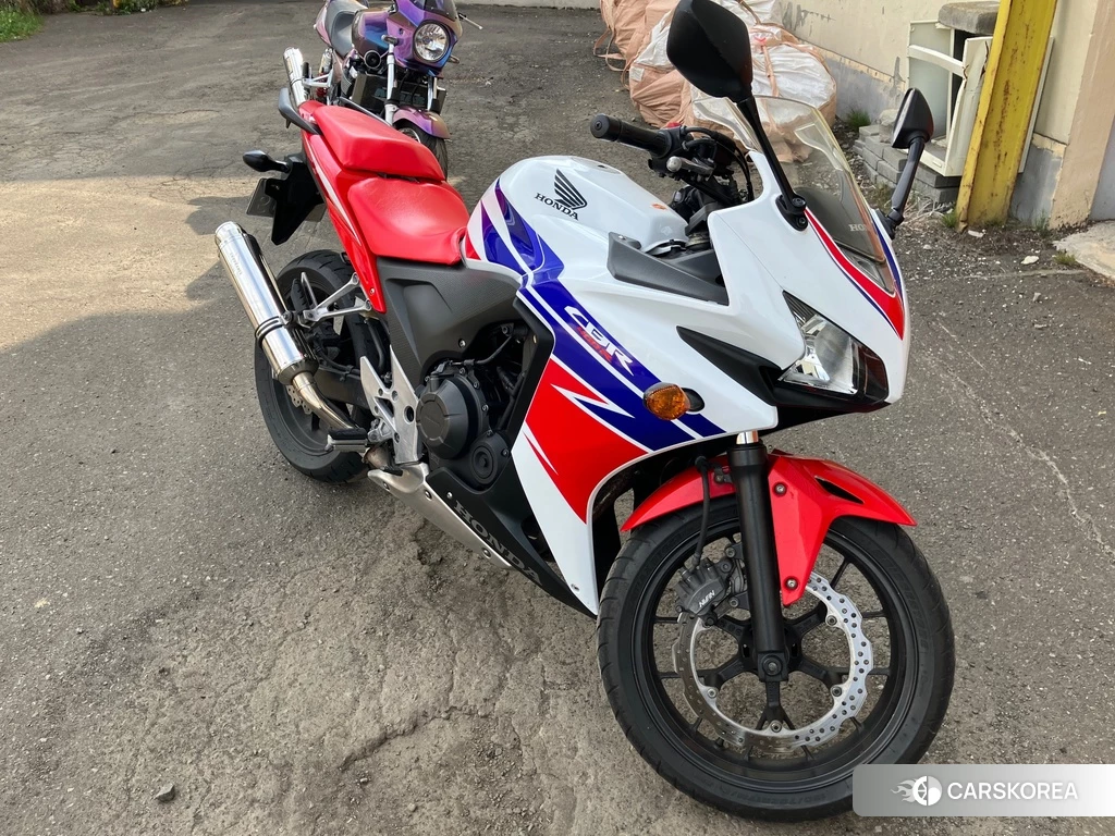 Проданный Honda CBR400R 2014 из Японии