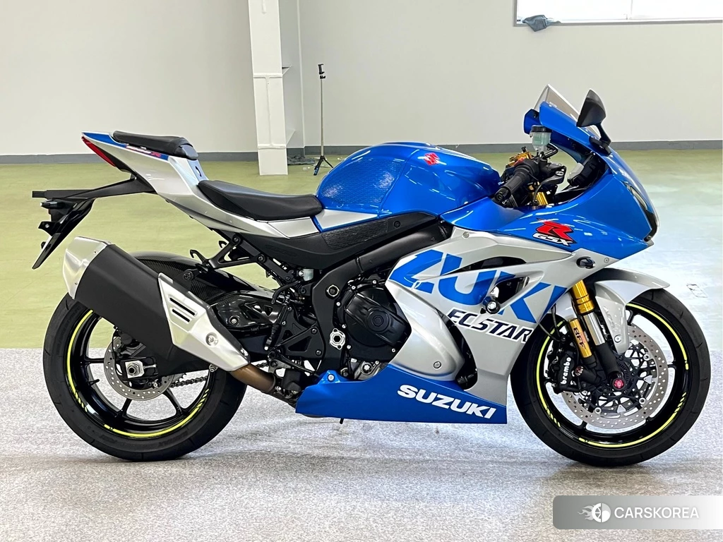 Проданный Suzuki GSX-R1000R ABS 2021 из Японии