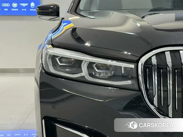 BMW 7 series 2021 Черный из Китая