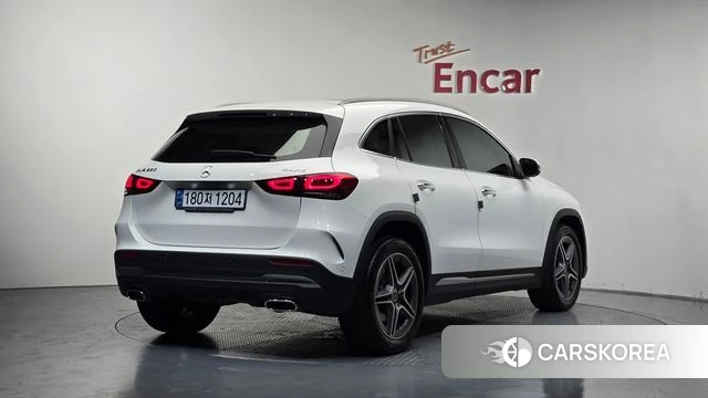 Mercedes-Benz GLA - Class H247 2020 Белый из Кореи