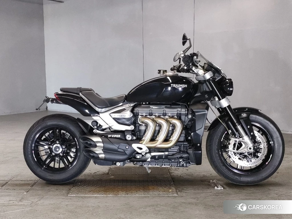Проданный Triumph ROCKET 3 R 2020 из Японии