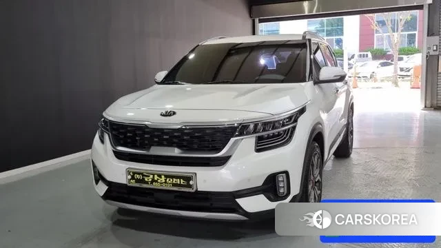 Kia Seltos 2019 Белый из Кореи