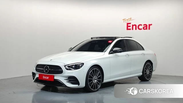 Mercedes-Benz E-Class W213 2023 Белый из Кореи