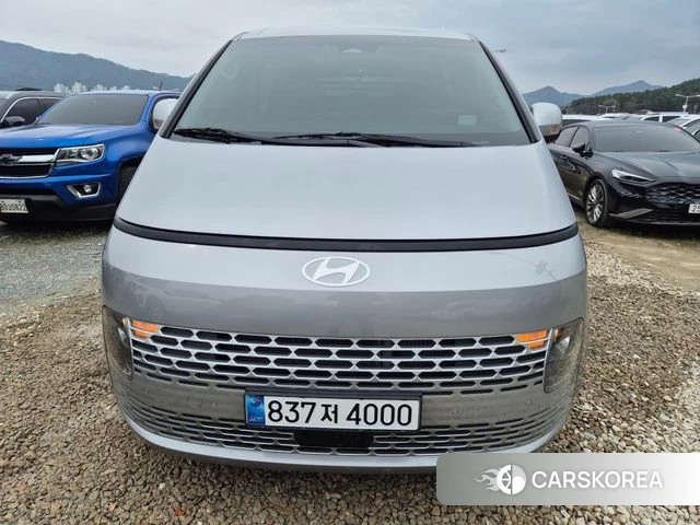 Hyundai Staria 2025 Серебристо-серый из Кореи