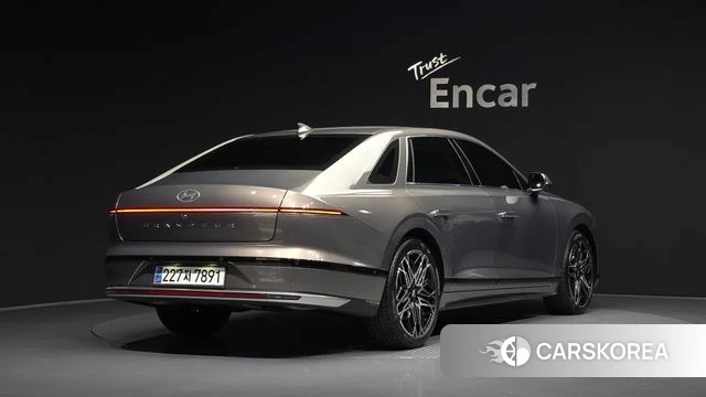 Hyundai Grandeur Hybrid (GN7) 2023 Песочный из Кореи
