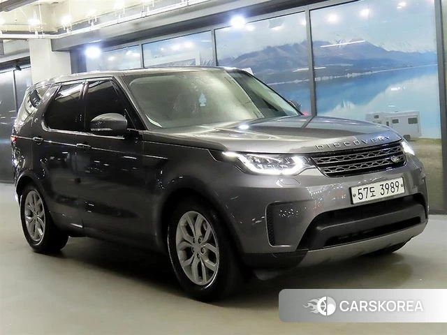Land Rover Discovery 5 2019 Серый из Кореи