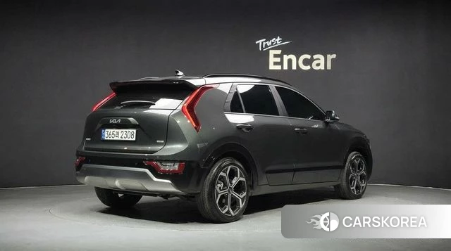 Kia Di Ol Nu Niro 2025 Серый из Кореи