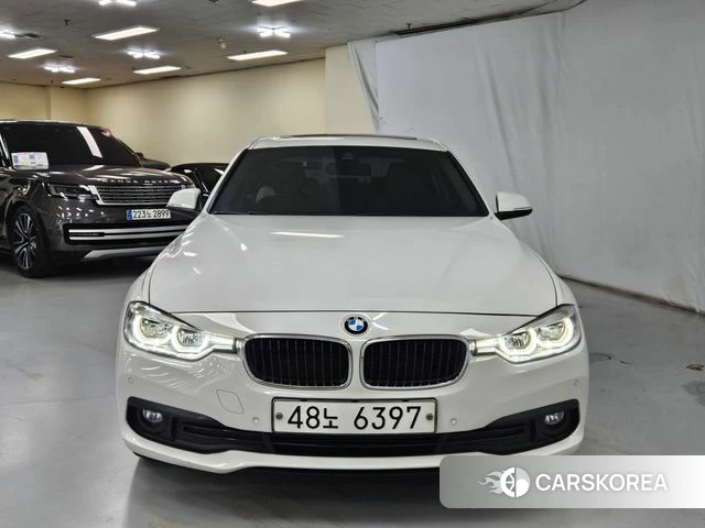 BMW 3 Series (F30) 2018 Белый из Кореи