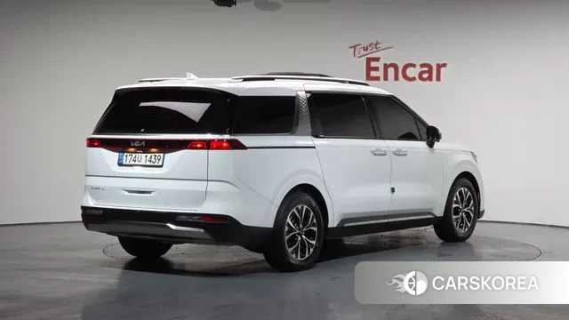 Kia Carnival 4th generation 2022 Белый из Кореи