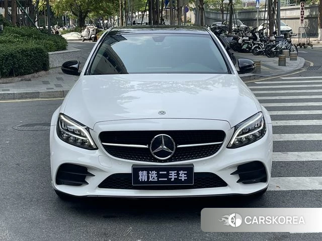 Mercedes-Benz Class C 2021 Белый из Китая