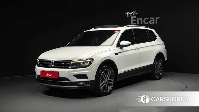 Volkswagen Tiguan Allspace 2018 Белый из Кореи