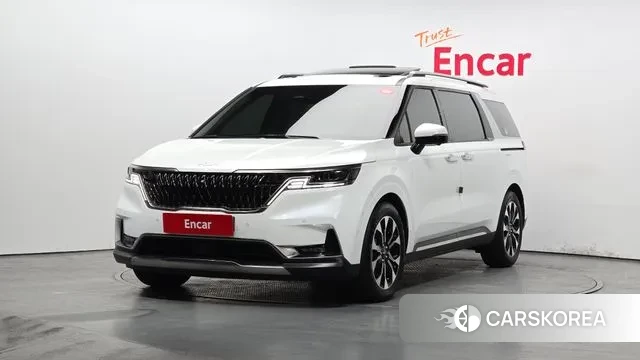 Kia Carnival 4th generation 2023 Белый из Кореи