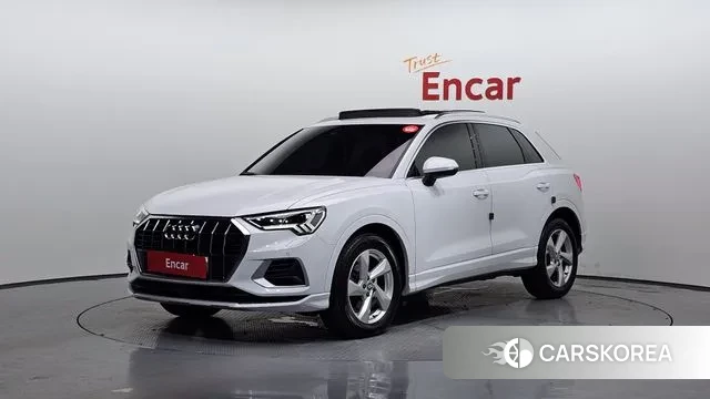 Audi Q3 (F3) 2020 Белый из Кореи