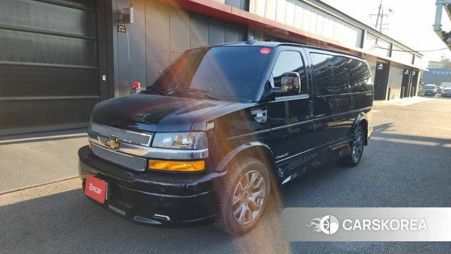 Chevrolet Express Van 2024 Черный из Кореи