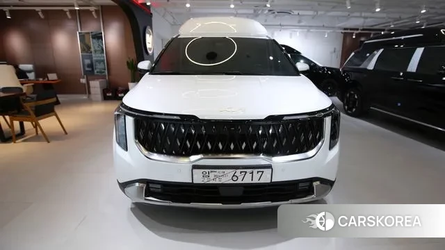 Kia The New Carnival 4th Generation 2025 Белый из Кореи