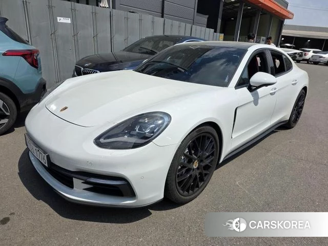 Porsche Panamera (971) 2018 Белый из Кореи